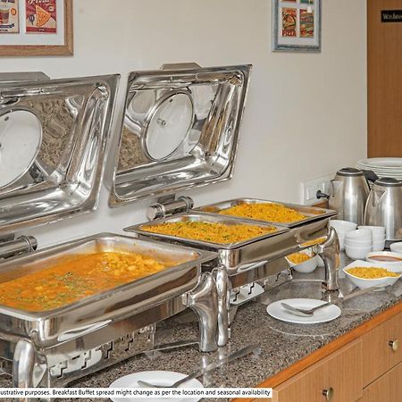 Treebo Galaxy Suites Mathikere バンガロール エクステリア 写真