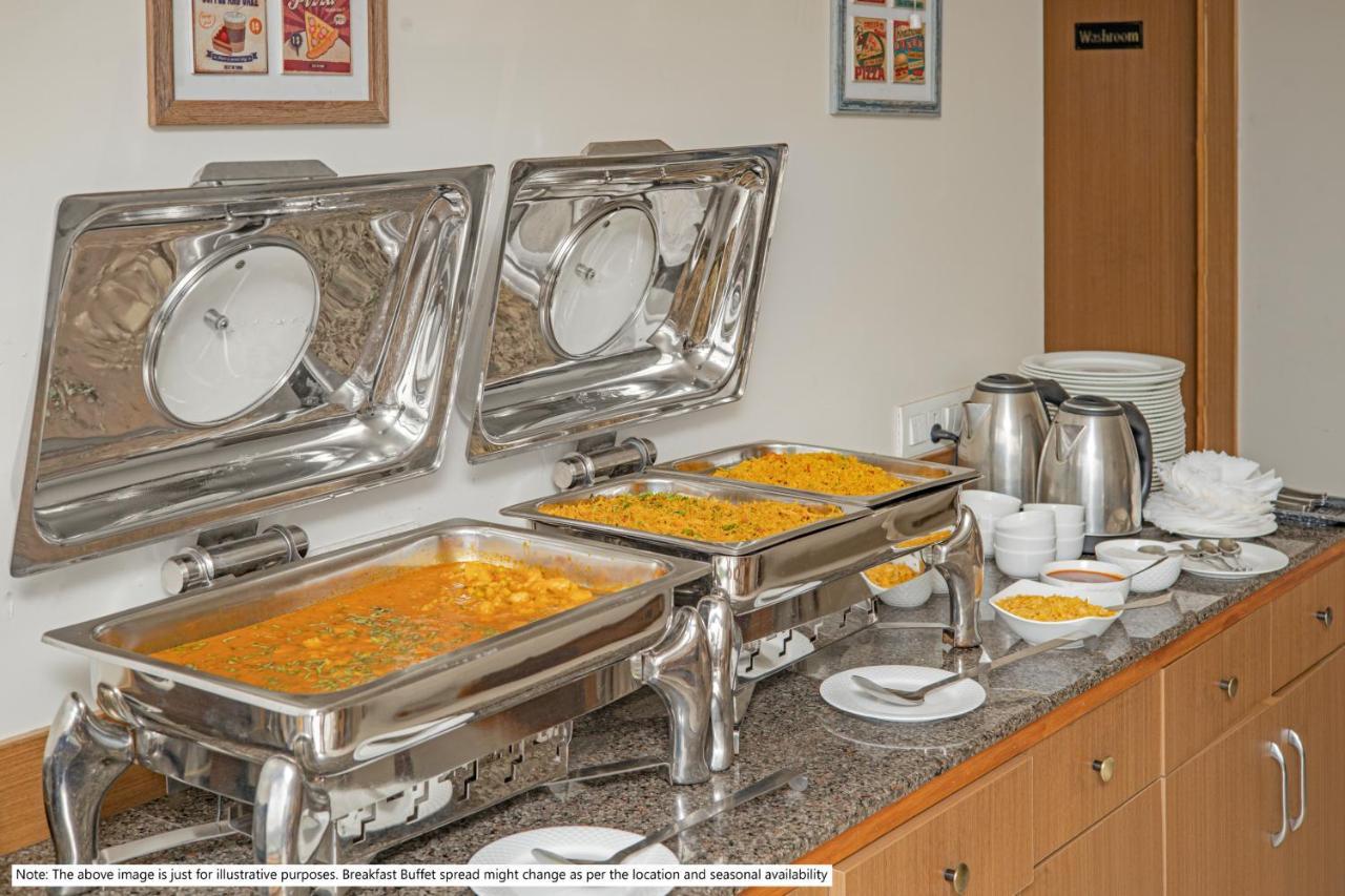 Treebo Galaxy Suites Mathikere バンガロール エクステリア 写真